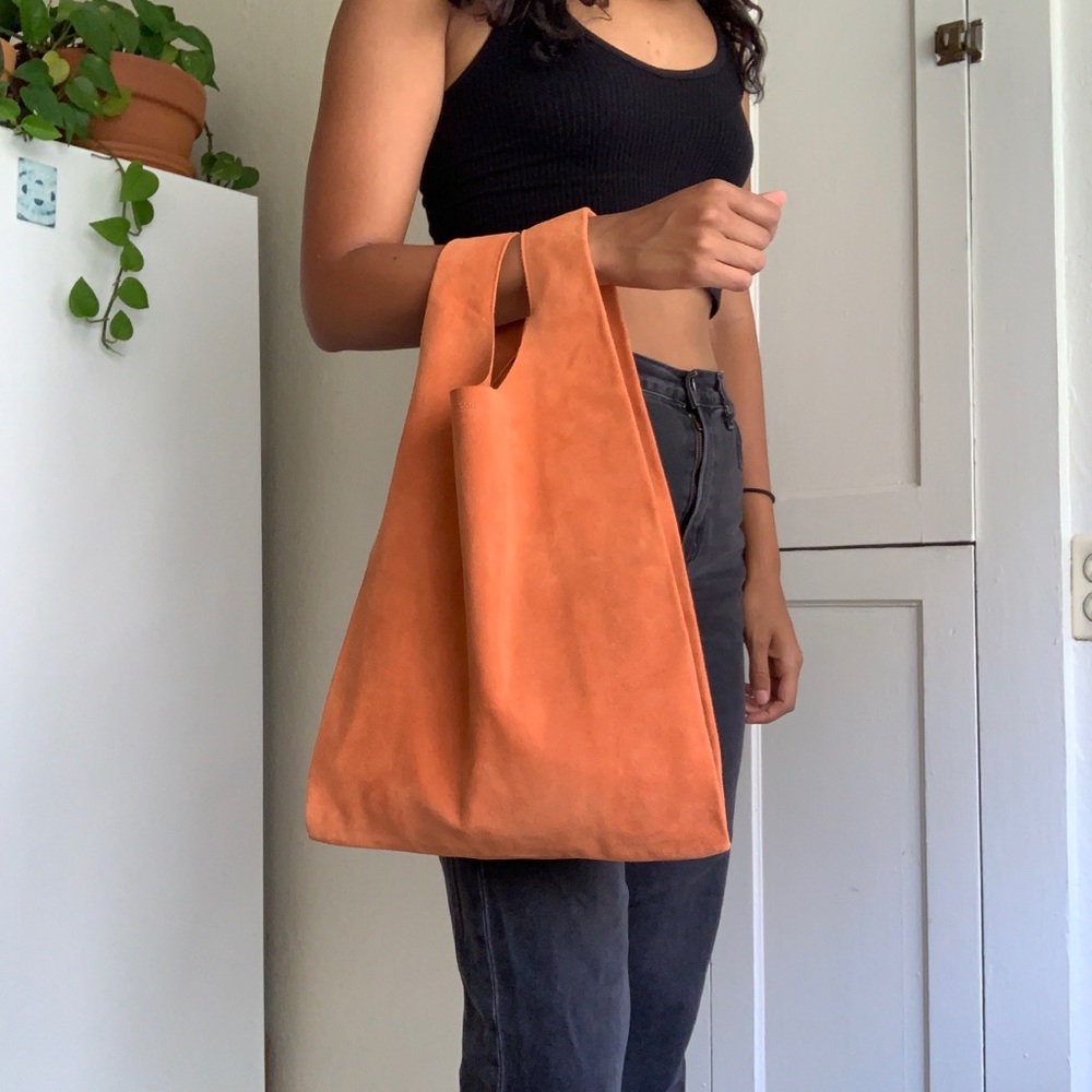 Medium Leather BAGGU